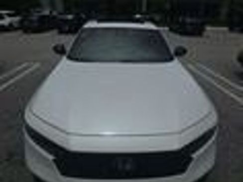 Used 2023 Honda Accord Sport image 2