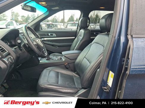 Used 2017 Ford Explorer XLT w/ Equipment Group 202A image 16