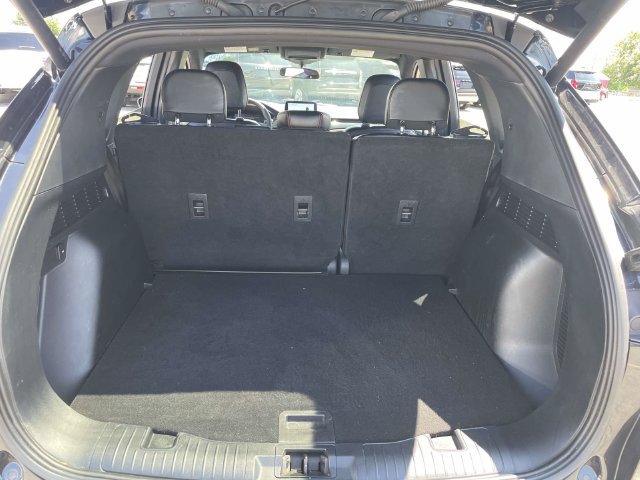 Used 2025 Ford Escape ST-Line Select AWD/4WD image 6
