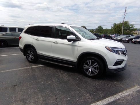 Used 2018 Honda Pilot EX-L image 4