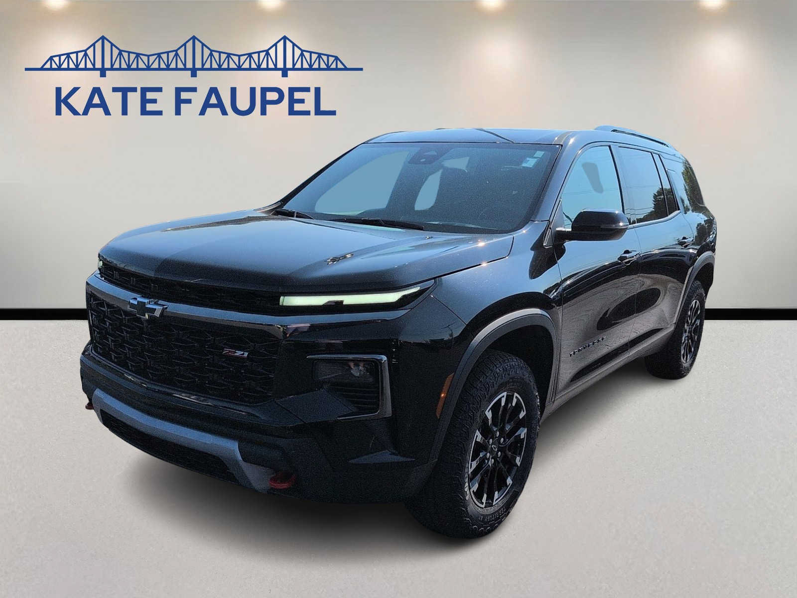 Used 2026 Chevrolet Traverse Z71 w/ LPO, Floor Liner Package AWD/4WD image 3