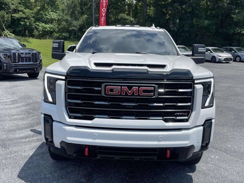 Used 2024 GMC Sierra 2500 AT4 w/ AT4 Premium Plus Package AWD/4WD image 6