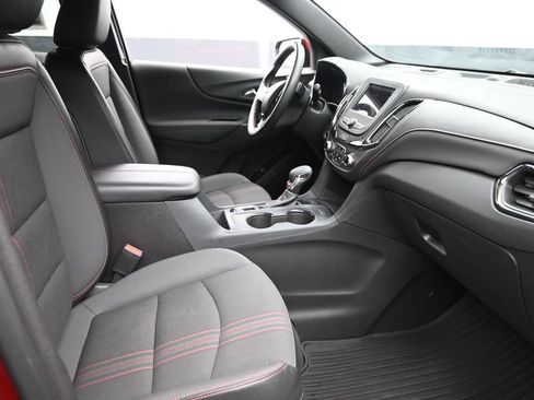 Used 2024 Chevrolet Equinox RS AWD/4WD image 9