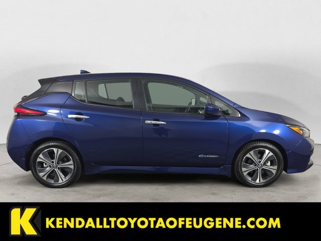 Used 2019 Nissan Leaf SV w/ SV Technology Package FWD image 4