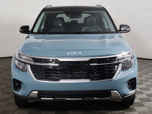 Used 2025 Kia Seltos S image 11