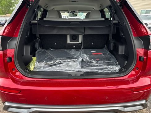 New 2026 Mitsubishi Outlander SE FWD image 45