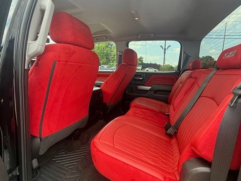 Used 2018 Chevrolet Silverado 1500 LT w/ All Star Edition AWD/4WD image 13