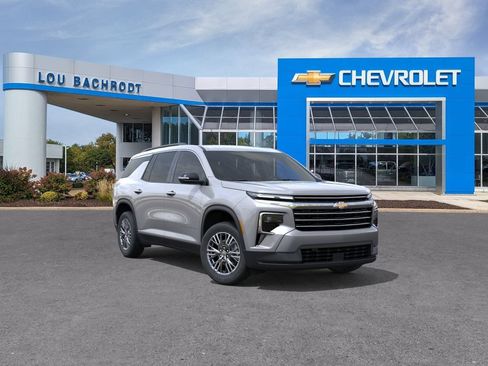 New 2026 Chevrolet Traverse LT w/ LPO, Floor Liner Package AWD/4WD image 1