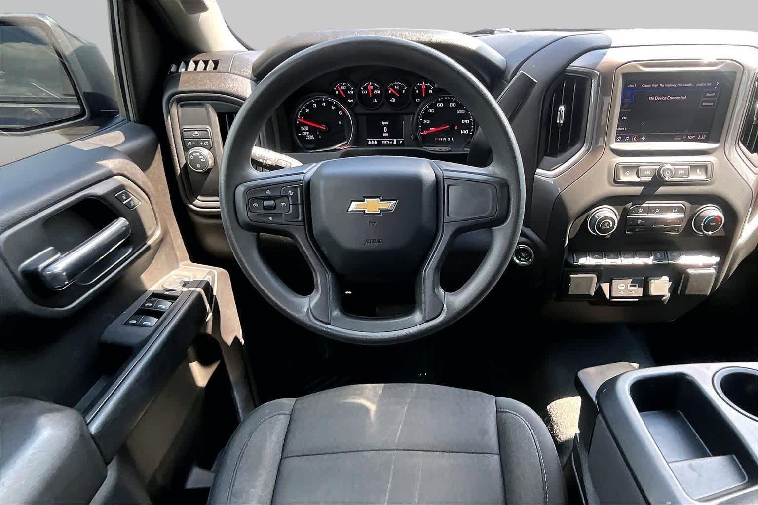 Used 2024 Chevrolet Silverado 1500 Custom RWD image 5