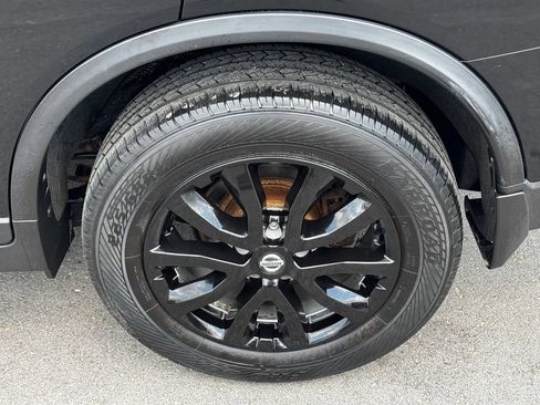 Used 2017 Nissan Rogue AWD image 47