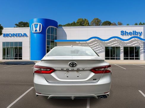 Used 2024 Toyota Camry SE image 7