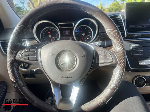 Used 2018 Mercedes-Benz GLE 350 image 30