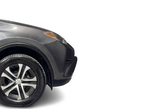 Used 2016 Toyota RAV4 LE image 8