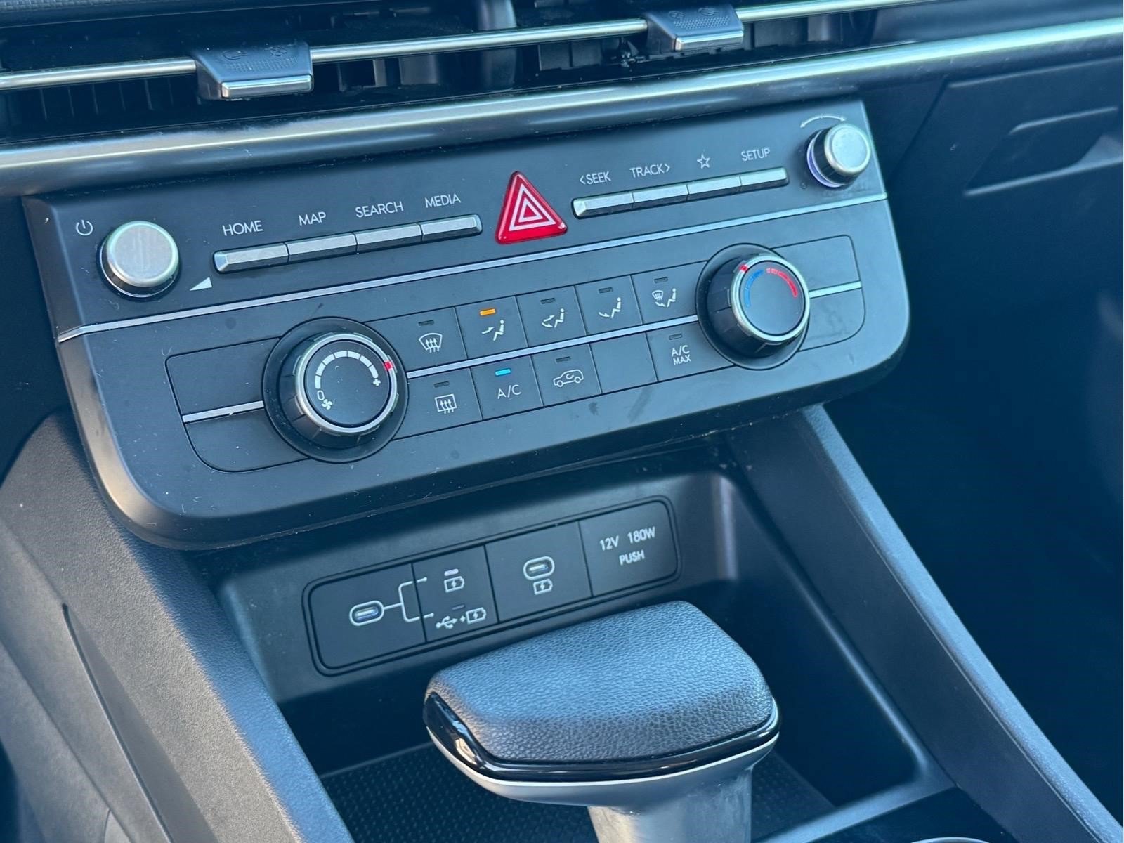 Certified 2025 Hyundai Tucson SE FWD image 27