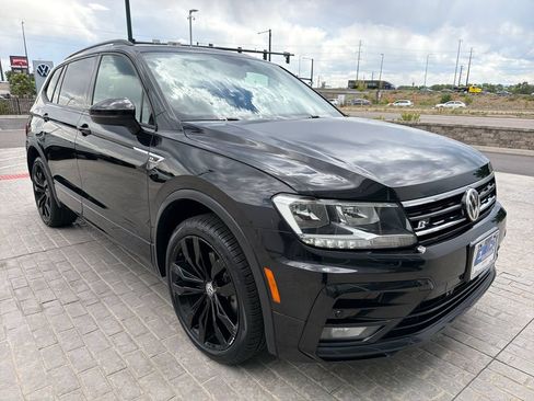 Certified 2020 Volkswagen Tiguan SE R-Line AWD/4WD image 9