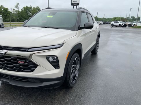 New 2026 Chevrolet TrailBlazer RS w/ Convenience Package FWD image 15