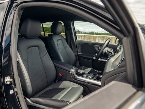 Certified 2023 Mercedes-Benz GLA 250 image 29