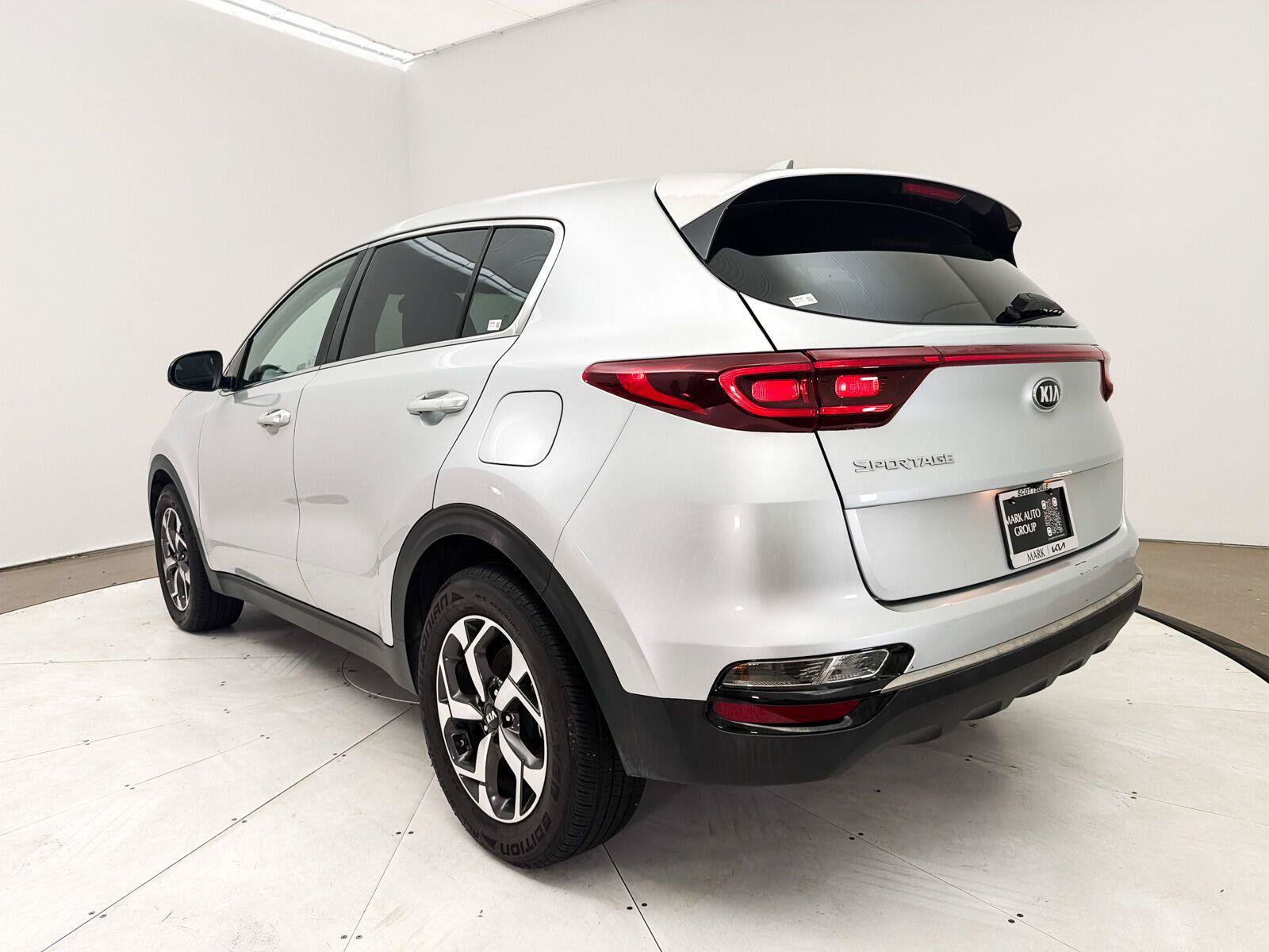 Used 2020 Kia Sportage LX FWD image 9
