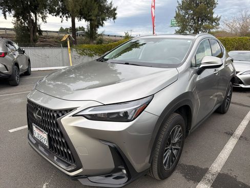 Used 2024 Lexus NX 350 AWD image 3
