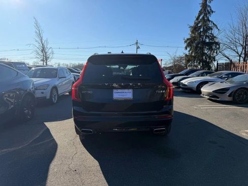 Used 2020 Volvo XC90 T6 R-Design image 6