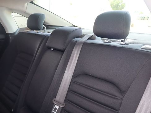 Used 2015 Ford Fusion SE FWD image 30