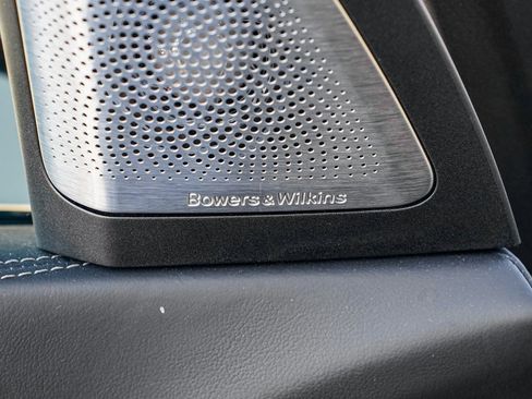 New 2025 BMW X7 M60i image 11