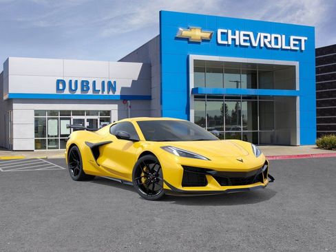New 2025 Chevrolet Corvette Z06 w/ Z07 Performance Package image 2