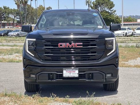 New 2026 GMC Sierra 1500 Elevation AWD/4WD image 2