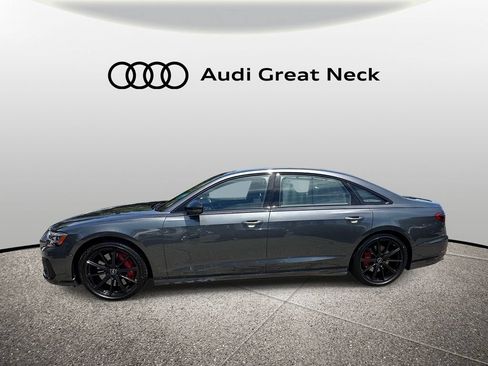 Used 2024 Audi S8 w/ S8 Comfort Plus Package AWD/4WD image 29