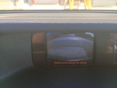 Used 2012 Toyota Sienna LE image 20