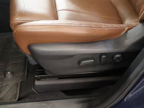 Certified 2023 Subaru Ascent Touring AWD/4WD image 14