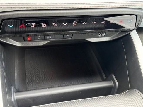 New 2026 Jeep Cherokee Limited image 23