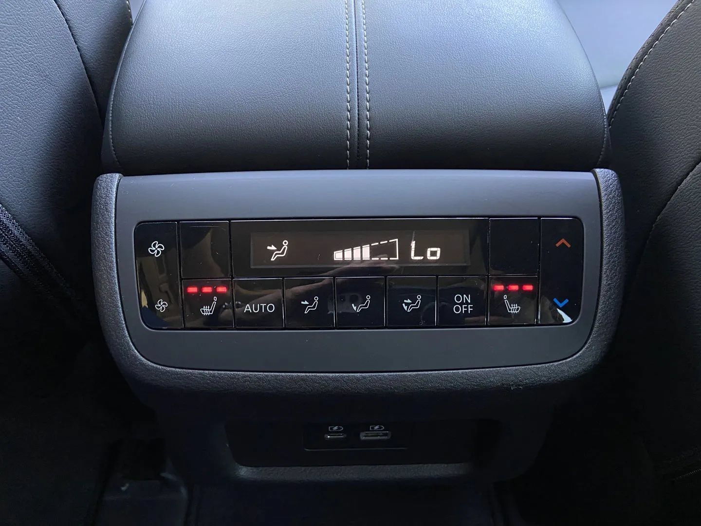 Used 2024 Nissan Pathfinder SL w/ SL Premium Package AWD/4WD image 25