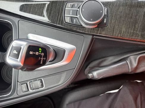 Used 2018 BMW 320i xDrive Sedan AWD/4WD image 23