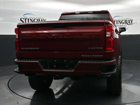 Used 2020 Chevrolet Silverado 1500 Custom w/ Custom Value Package AWD/4WD image 6