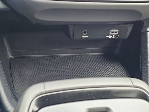 Used 2024 Subaru Crosstrek 2.0i AWD/4WD image 30