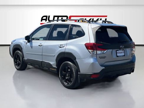 Used 2022 Subaru Forester Wilderness AWD/4WD image 5