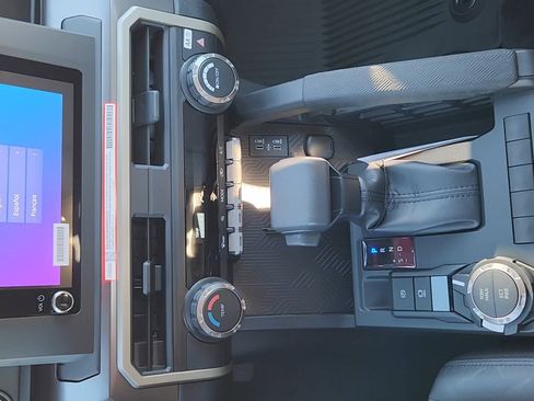 New 2025 Toyota Tacoma SR5 image 15