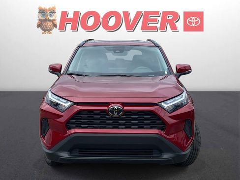 Used 2025 Toyota RAV4 XLE w/ Convenience Package image 7