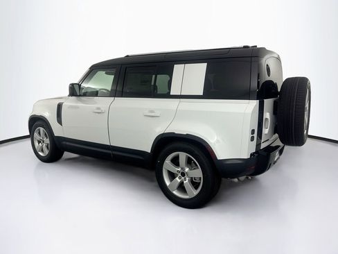 New 2026 Land Rover Defender 110 S AWD/4WD image 7