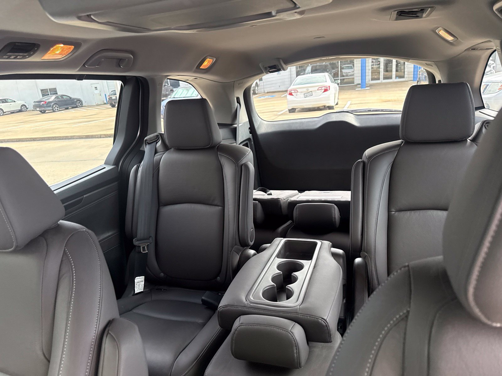 Used 2023 Honda Odyssey Touring image 17