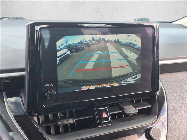 Used 2025 Toyota Corolla LE FWD image 18