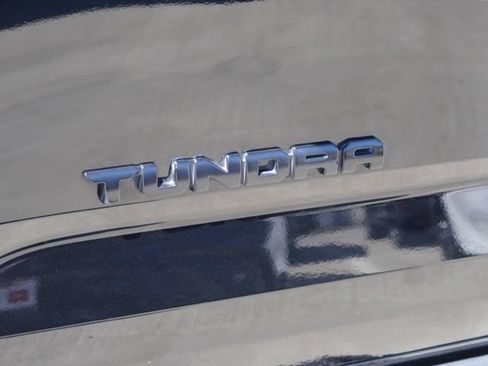 Used 2024 Toyota Tundra Limited AWD/4WD image 11