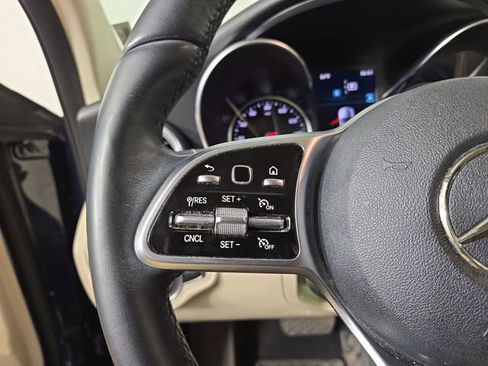 Used 2019 Mercedes-Benz C 300 4MATIC Sedan image 21