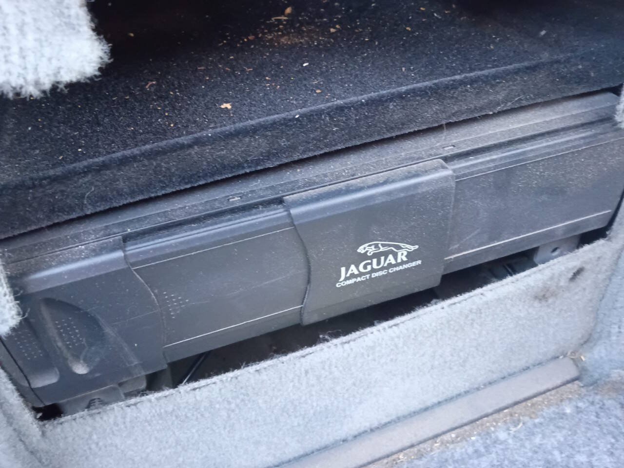 Used 2004 Jaguar XJ8 RWD image 32