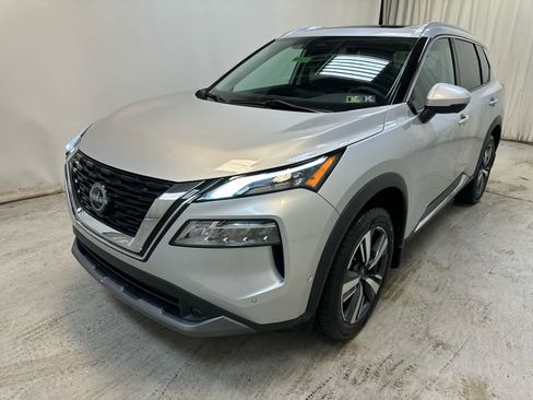 Certified 2022 Nissan Rogue SL w/ SL Premium Package image 10