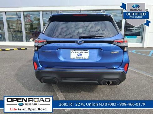 Certified 2025 Subaru Forester Limited image 8