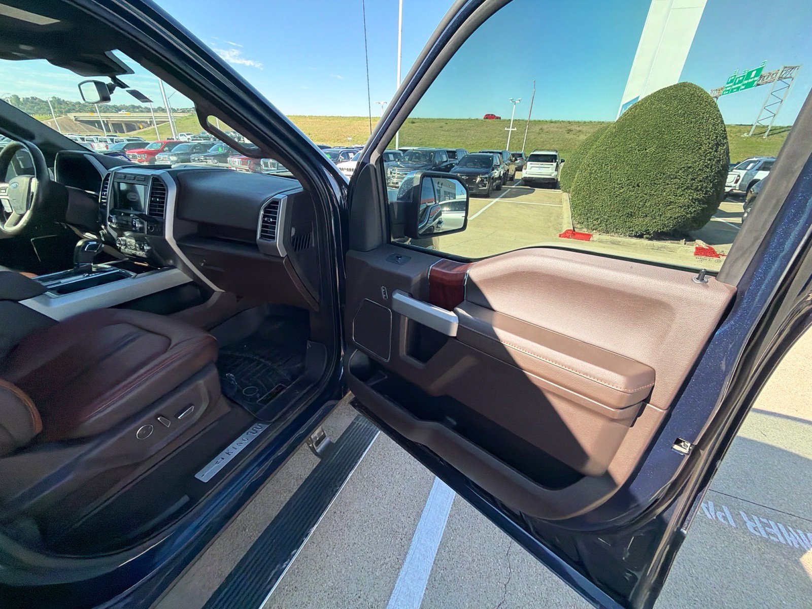 Used 2020 Ford F150 King Ranch w/ Equipment Group 601A Luxury AWD/4WD image 22