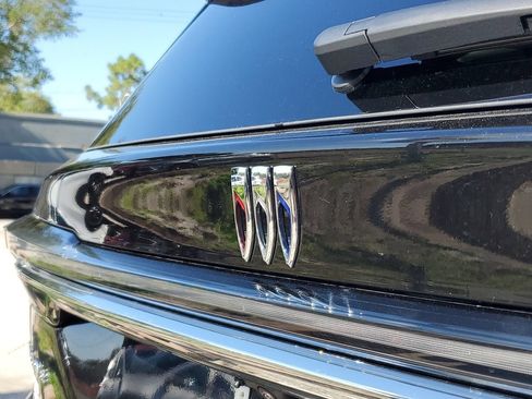New 2026 Buick Enclave Avenir w/ Super Cruise Package FWD image 7