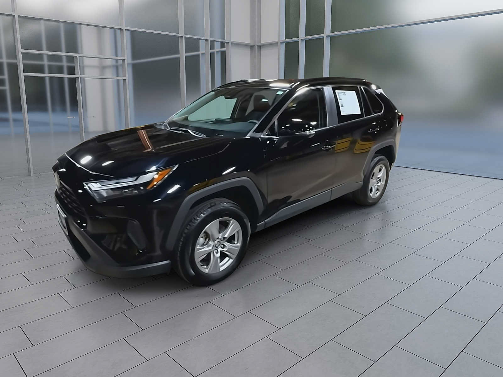 Certified 2025 Toyota RAV4 XLE AWD/4WD image 4